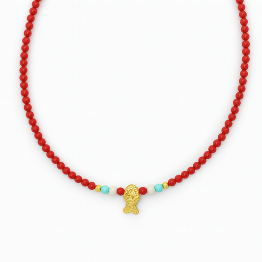 Χειροποίητο Κολιέ με Κοράλια και Ασημένιο Επιχρυσωμένο Ψαράκι