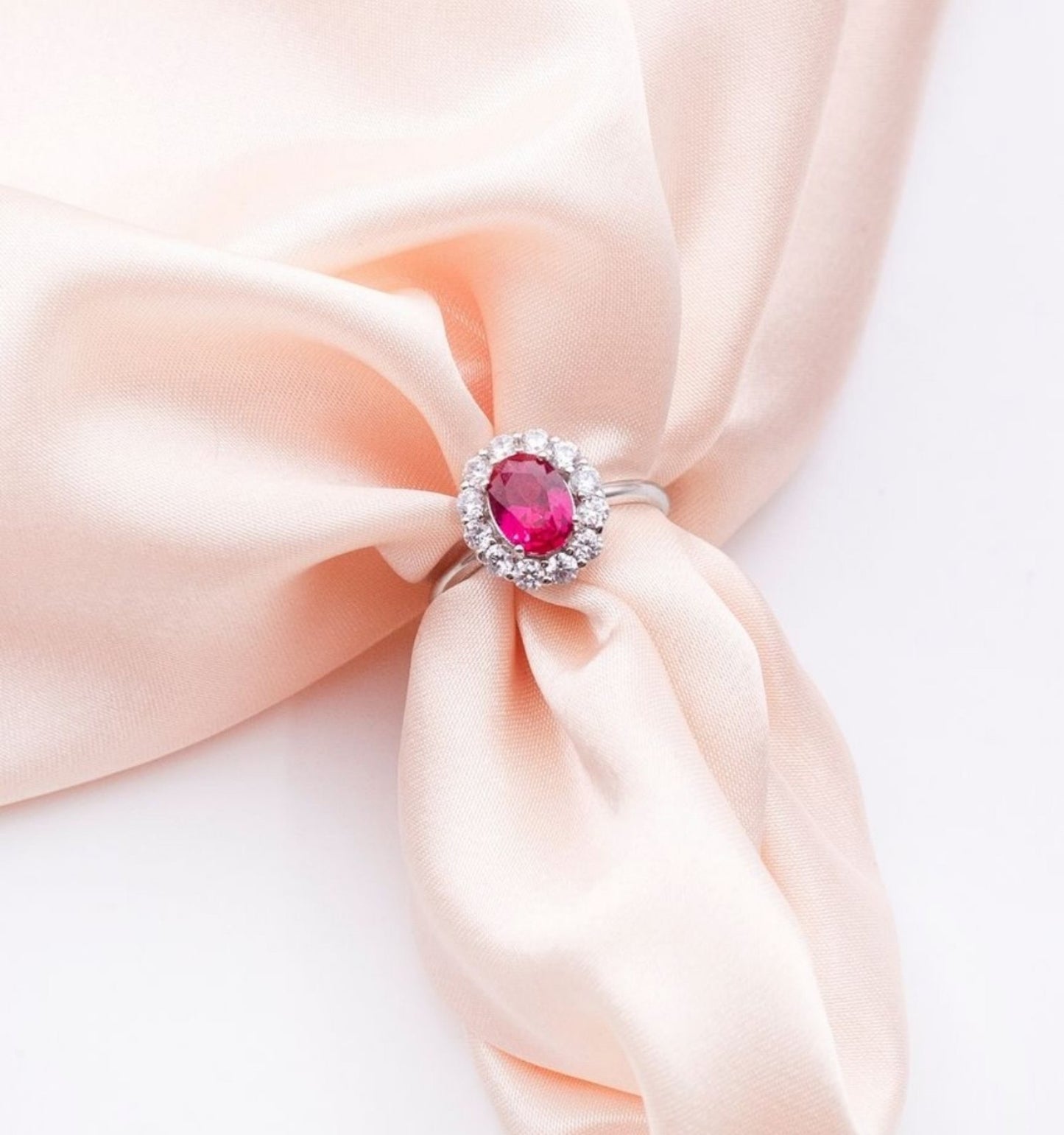 Δαχτυλίδι 925 Οβάλ Ροζέτα με Zιργκόν Πέτρες